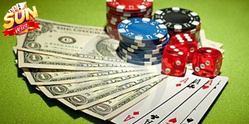 Hai mặt board chia Poker Double Board Holdem thành hai cuộc so bài